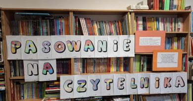 Pasowanie pierwszoklasistów na czytelników biblioteki szkolnej