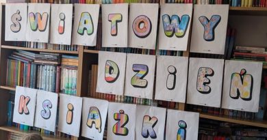 Zajęcia biblioteczne dla pierwszaków z okazji Dnia Ziemi i Światowego Dnia Książki